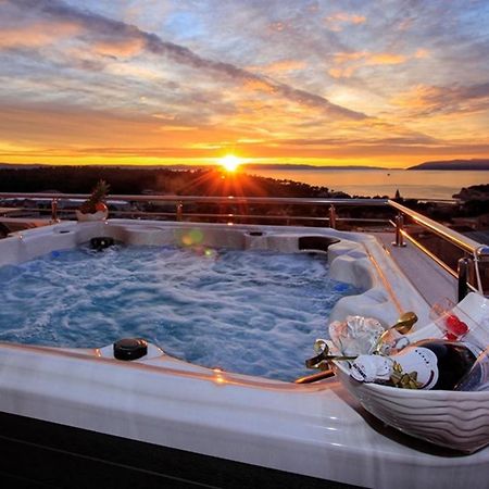 Fux Luxury Rooftop Terrace Jacuzzi & Bbq Zadar Exteriör bild